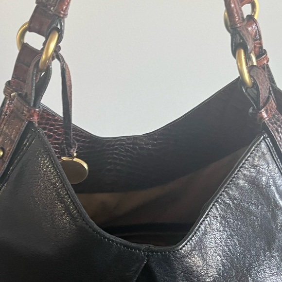 Black Brahmin bag… still in good condition… no rips or tears - Picture 3 of 11